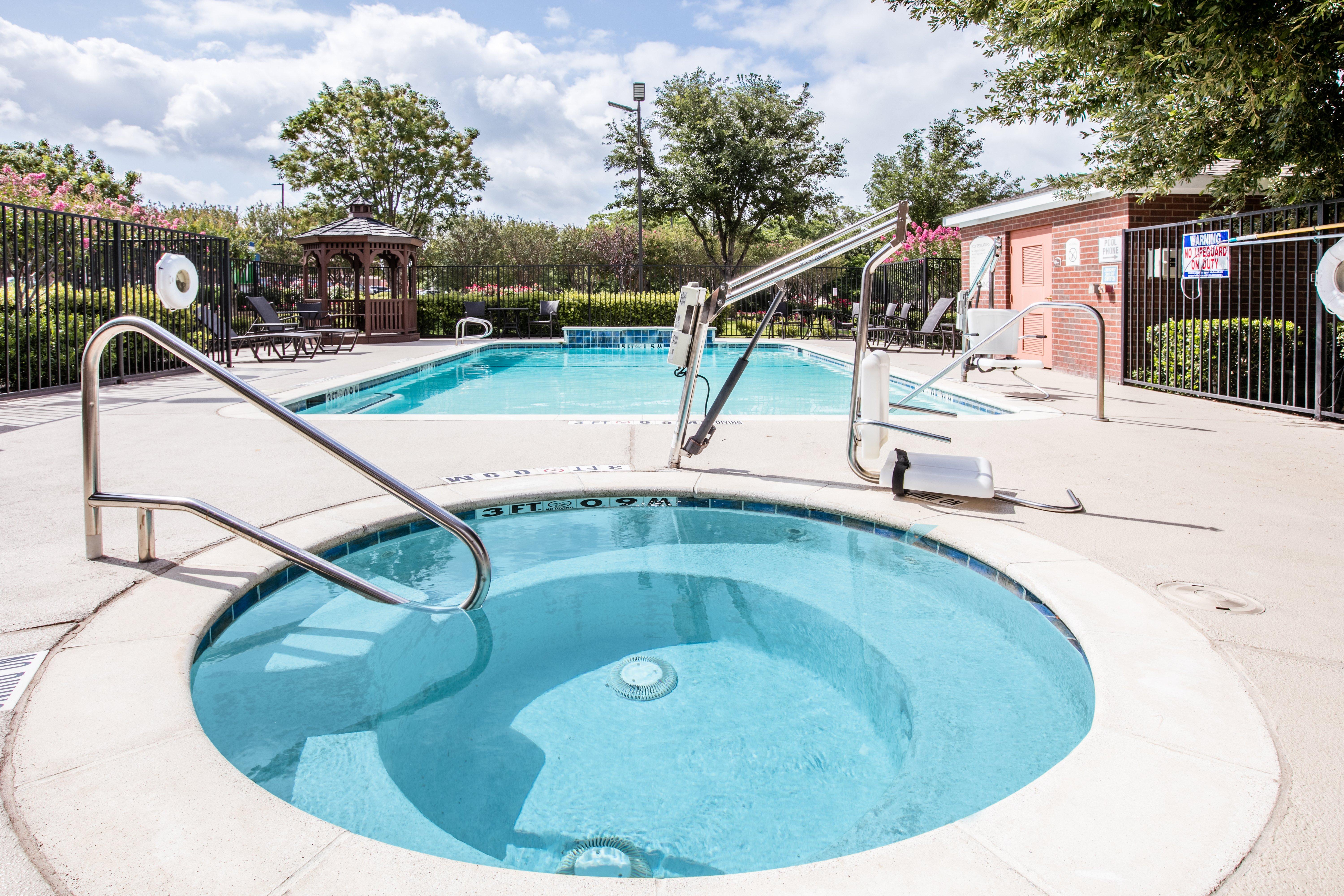 Holiday Inn Express Hotel & Suites Dallas - Grand Prairie I-20 By Ihg מראה חיצוני תמונה