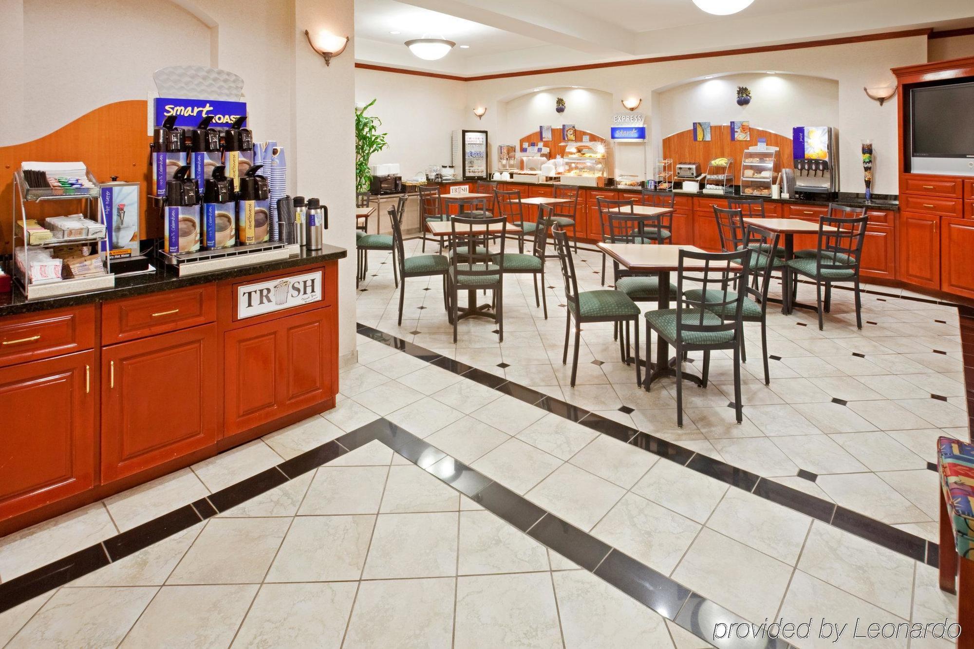 Holiday Inn Express Hotel & Suites Dallas - Grand Prairie I-20 By Ihg מראה חיצוני תמונה