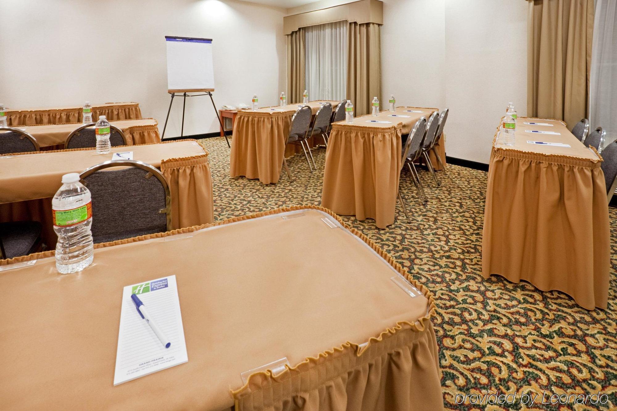 Holiday Inn Express Hotel & Suites Dallas - Grand Prairie I-20 By Ihg מתקנים תמונה